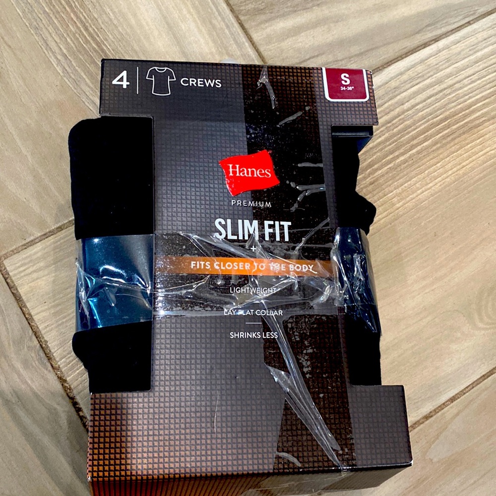 Brand new Hanes 4 pack mens
